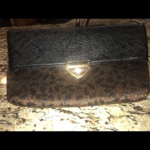 Leopard Clutch